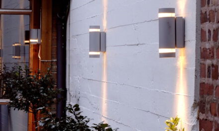 Den Hauseingang barrierefrei umbauen – das richtige Licht-Konzept